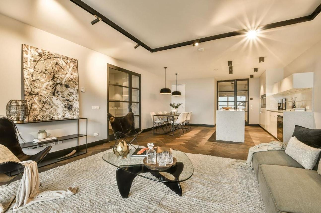 Apartment Urban Chic 4-bedroom In
