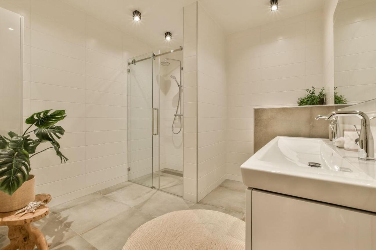 Apartment Urban Chic 4-bedroom In